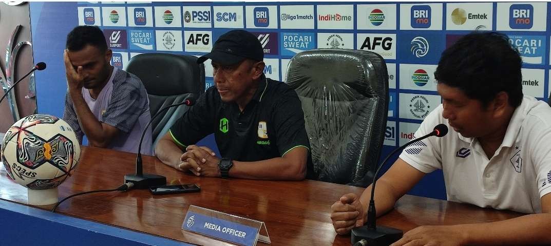 Pelatih Barito Putera Rahmad Darmawan mengaku tidak mudah mengalahkan Persik Kediri. (Foto: Fendhy Plesmana/Ngopibareng.id)