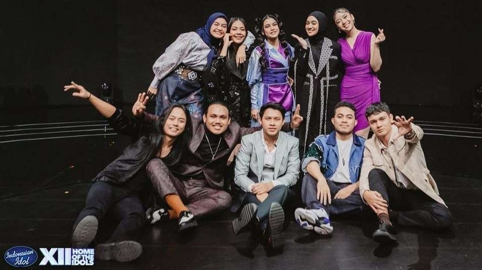Kontestan 10 besar Indonesian Idol XII, terdiri lima pria dan lima perempuan. (Foto: Instagram @indonesianidolid)