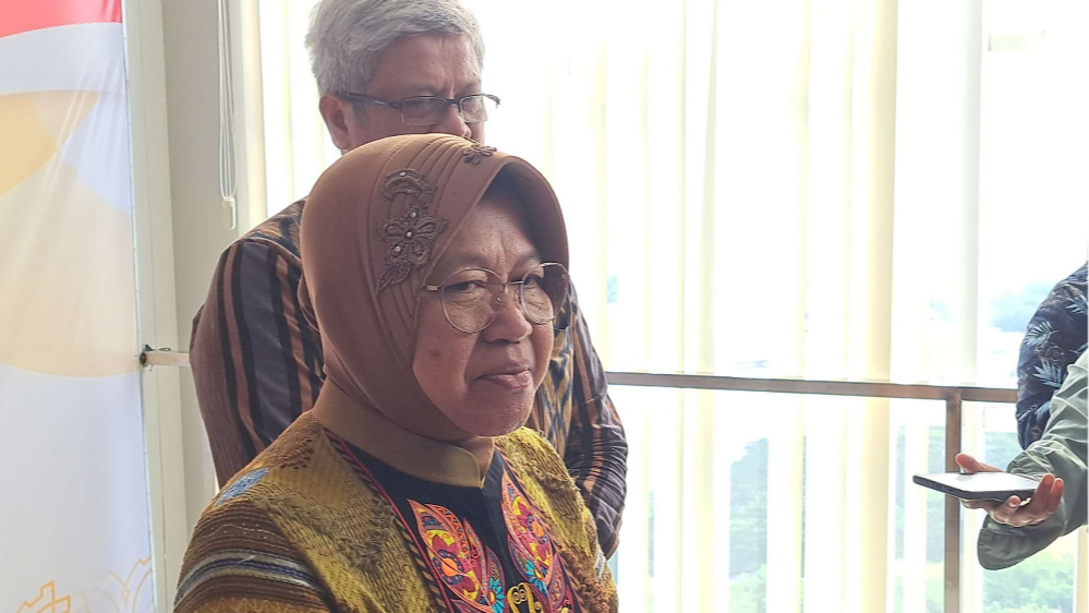 Menteri Sosial, Tri Rismaharini saat ditemui di ITS Surabaya. (Foto: Pita Sari/Ngopibareng.id)