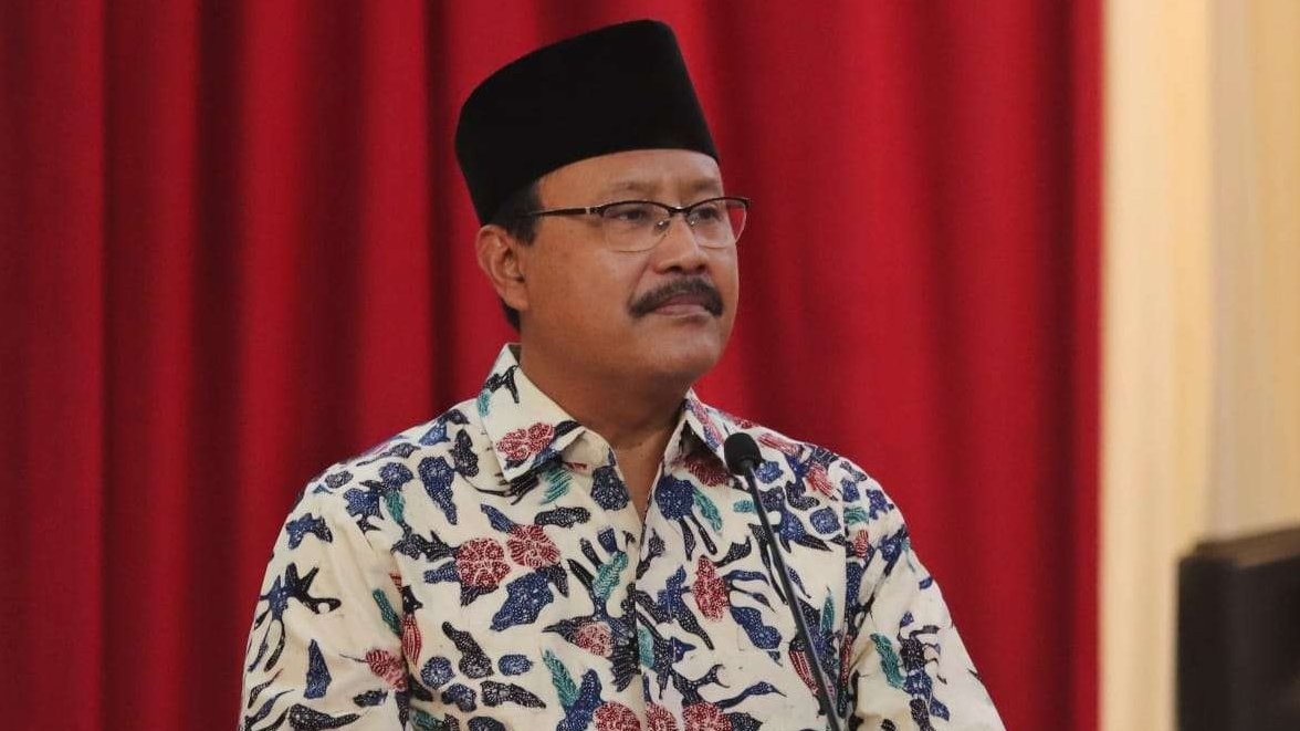 Wali Kota Pasuruan Saifullah Yusuf (Gus Ipul) secara resmi mengukuhkan pejabat administrasi di lingkungan sekretariat daerah, Kamis 9 Maret 2023. (Foto: Diskominfo Kota Pasuruan)