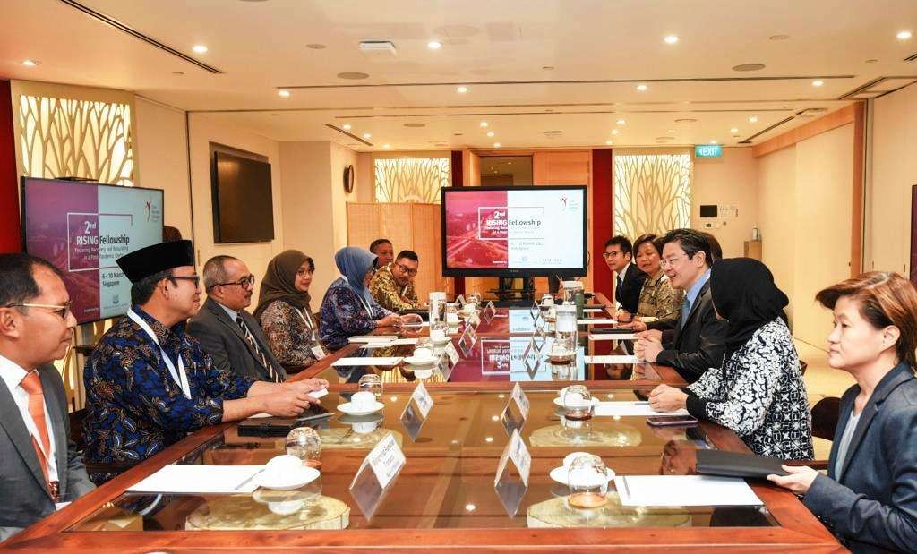 Bupati Banyuwangi Ipuk Fiestiandani bersama sejumlah kepala daerah bertemu dengan Wakil Perdana Menteri Singapura. (Foto: Humas Pemkab Banyuwangi)