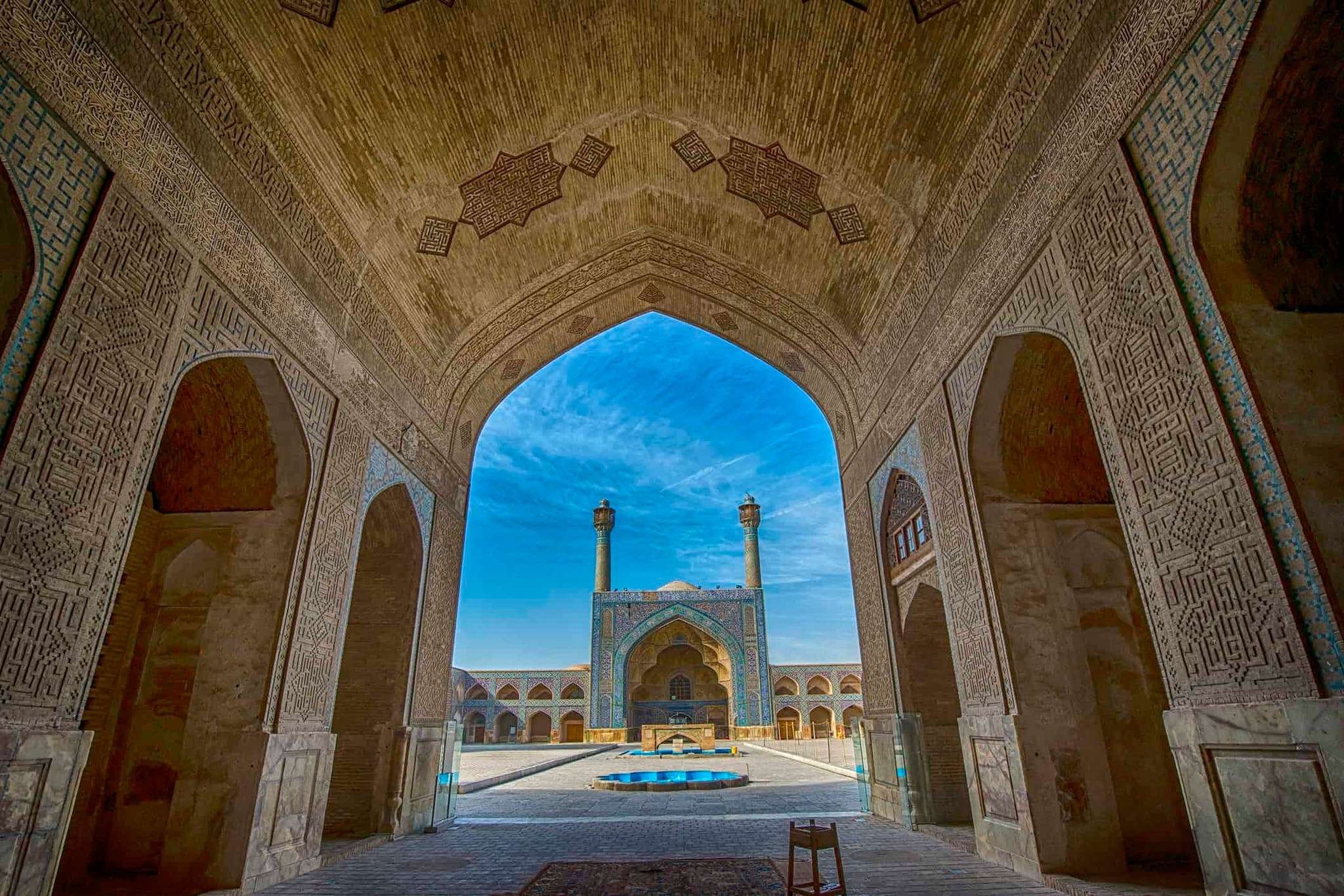 Masjid Biru dan keindahannya. (Foto: Ilustrasi)