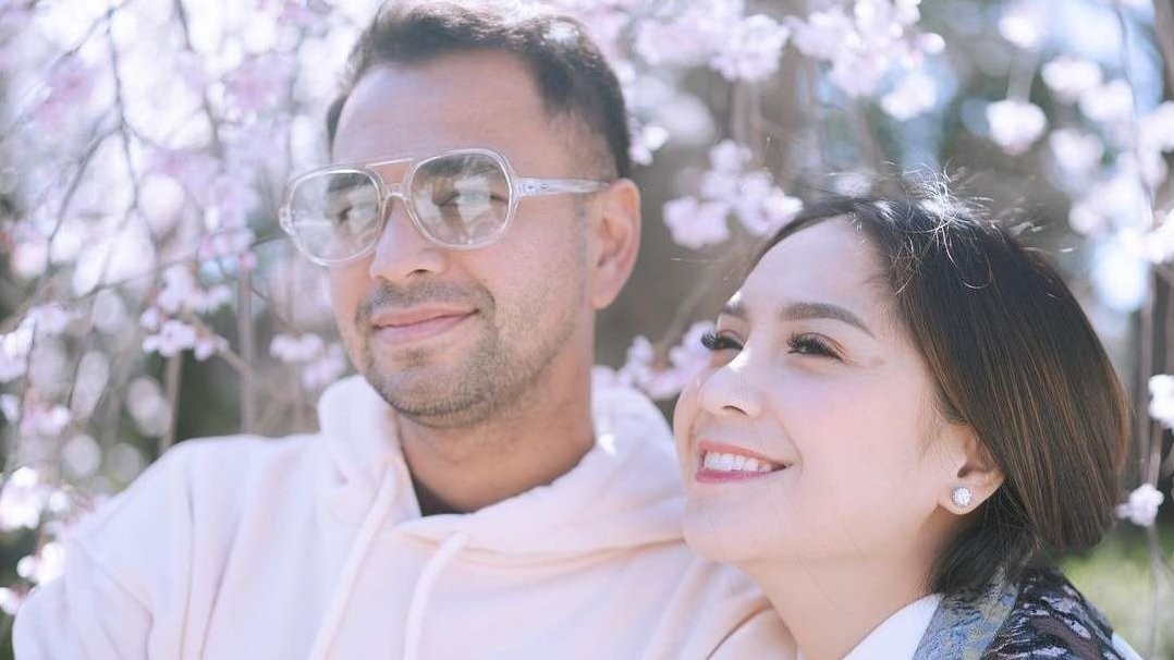 Liburan Raffi Ahmad dan Nagita Slavina ke Jepang dinodai isu perselingkuhan. (Foto: Instagram @raffinagita1717)