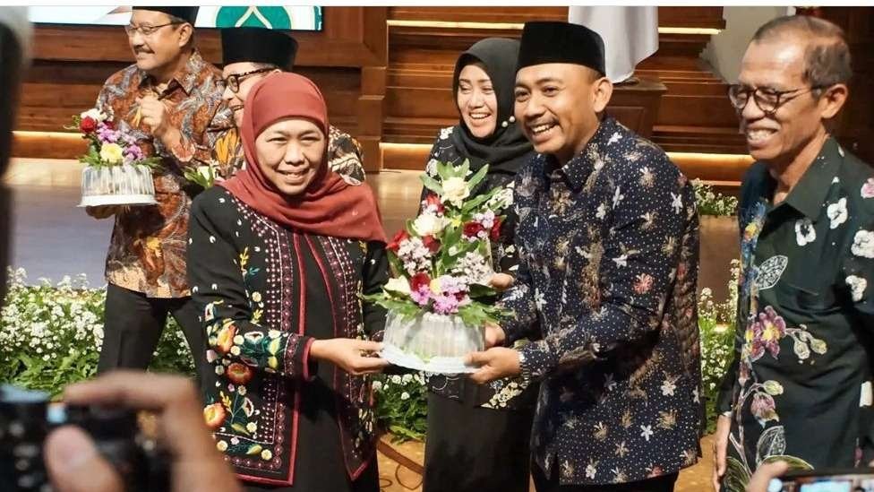 Bupati Ngawi Ony Anwar Harsono menghadiri rapat koordinasi (rakor) terkait UHC dan BPJS di Gedung Negara Grahadi Surabaya, Kamis 24 Maret 2023 malam. (Foto: Instagram @masonyanwar)