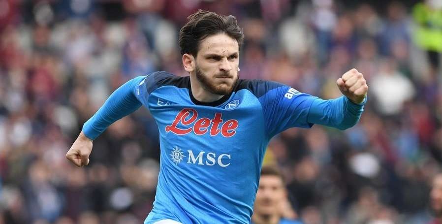 Khvicha Kvaratskhelia menjadi motor serangan Napoli di Serie A 2022-2023. (Foto: Twitter/@sscnapoli)