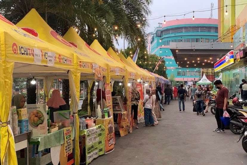 Bazar kuliner Ramadan digelar di Pasar Turi baru. (Foto: Pita Sari/Ngopibareng.id)