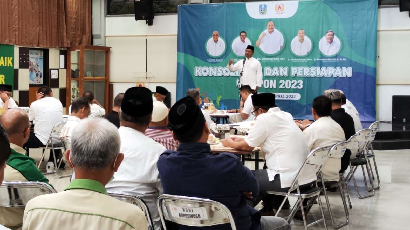 Ketua KONI Jatim, M Nabil saat memberikan arahan dalam konsolidasi dan persiapan menyambut Pra PON 2023. (Foto: Fariz Yarbo/Ngopibareng.id)