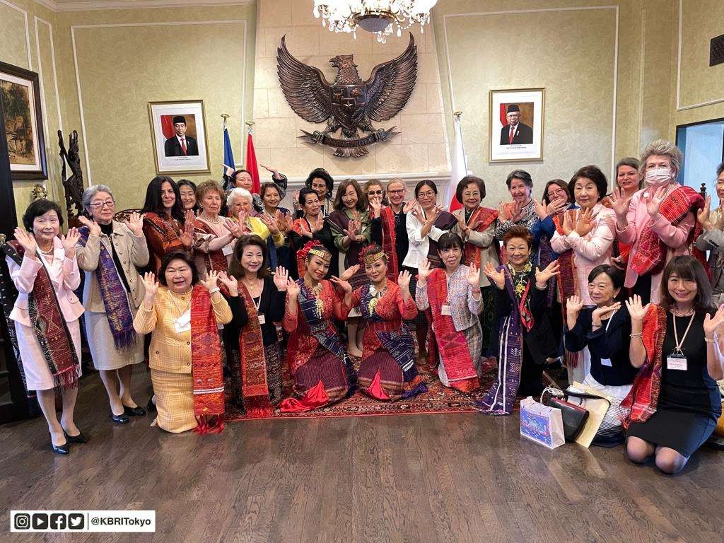 Dharma Wanita Persatuan (DWP) KBRI Tokyo menjadi tuan rumah penyelenggaraan General Meeting – International Ladies Benevoent Society (ILBS). (Foto: Dok KBRI Tokyo)