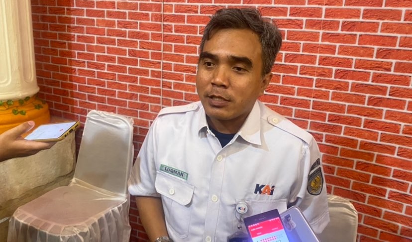 Manajer Humas PT KAI Daop 8 Surabaya, Luqman Arif saat berada di Kota Malang (Foto: Lalu Theo/Ngopibareng.id)