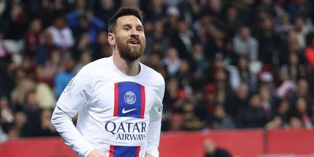Barcelona dikabarkan sedang beripaya pulangkan Lionel Messi ke Camp Nou. (Foto: Twitter/@PSGindonesia)