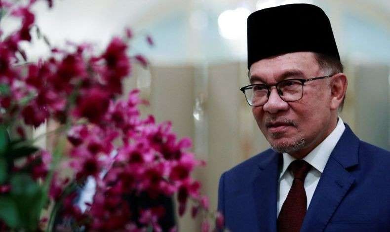 Perdana Menteri Malaysia Anwar Ibrahim menyebut ada pihak yang berupaya menggulingkan pemerintahan. (Foto: Reuters)