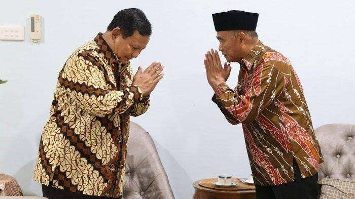 Prabowo Subianto dan Muhadjir Effendy, dalam sebuah pertemuan. Foto: istimewa)