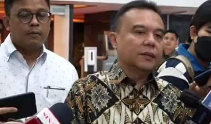 Ketua Harian DPP Partai Gerindra Sufmi Dasco Ahmad, tanggapi pernyataan Menko Polhukam Mahfud MD soal aliran hasil korupsi BTS ( foto: Media Gerindra)
