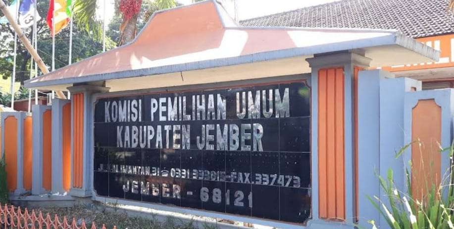 Kantor KPU Jember di Jalan Kalimantan, Sumbersari (Foto: Rusdi/Ngopibareng.id)