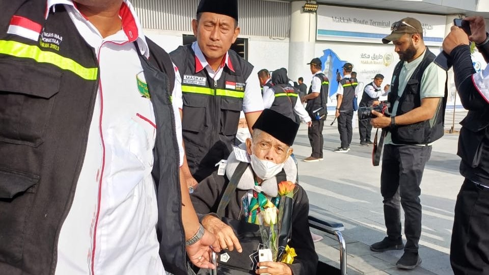 Kelompok terbang (kloter) pertama jamaah haji Indonesia hari ini mendarat di Bandara Amir Muhammad bin Abdul Aziz (AMAA) Madinah. (Foto: Istimewa)