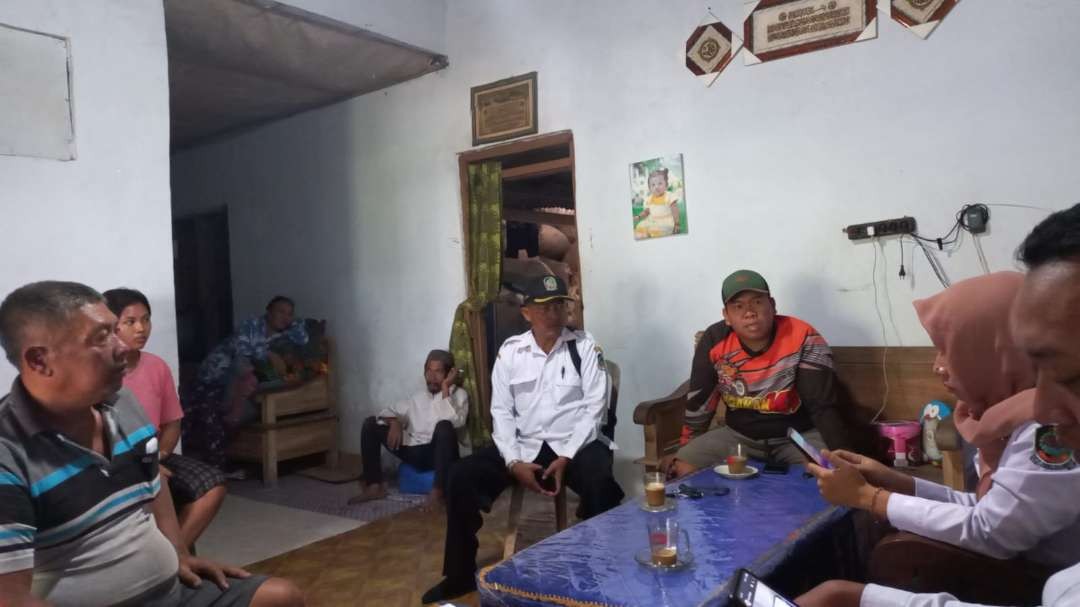 Pemerintah desa berkoordinasi dengan keluarga dua PMI asal Banyuwangi (foto: istimewa)