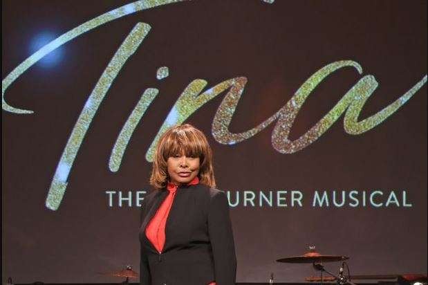 Tina Turner semasa hidupnya sempat terpuruk hingga akhirnya bangkit sebagai ratu rock n roll. (Foto: Twitter)