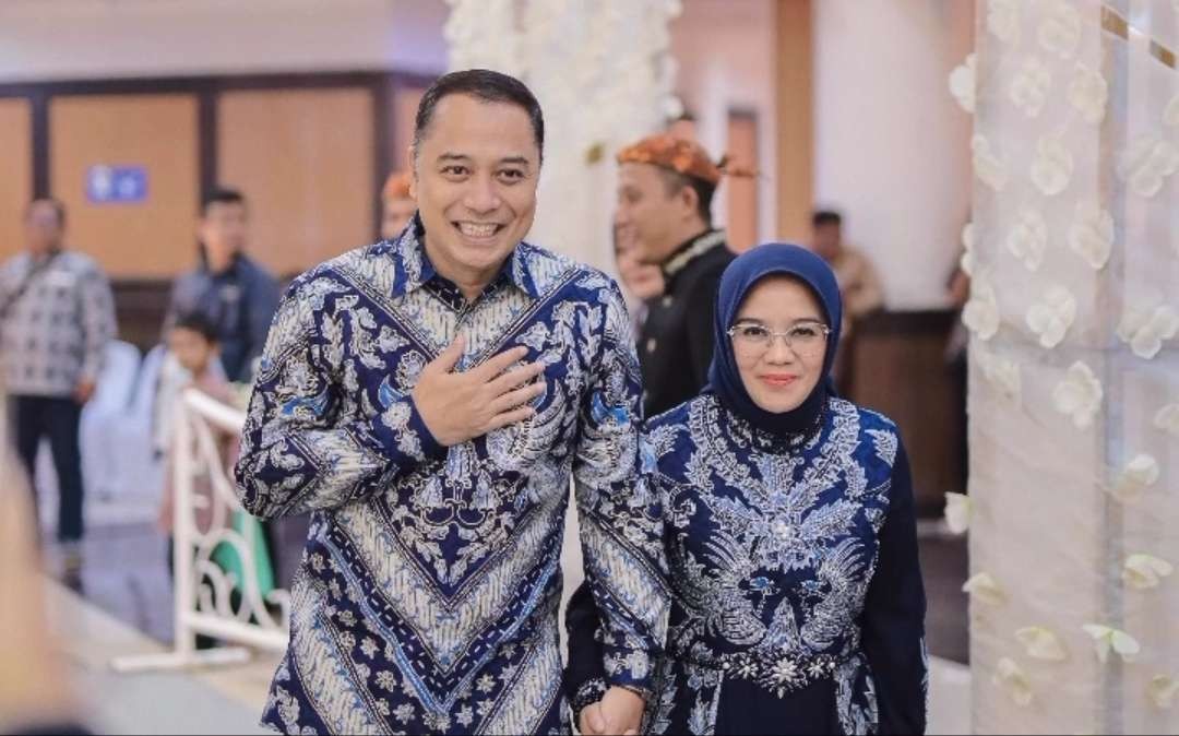 Pasangan Walikota Surabaya Eri Cahyadi dan Rini Indriyani Eri Cahyadi. (Foto: Instagram @ericahyadi_/@rini_ericahyadi)