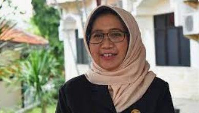 Wakil Bupati Lumajang Indah Amperawati (Bunda Indah) meminta warga Persaudaraan Setia Hati Teratai (PSHT), agar menjadi teladan. (Foto: Facebook)