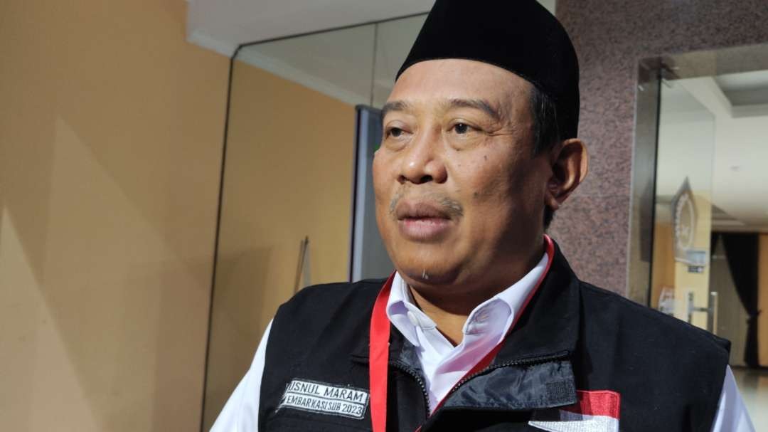 Kepala Kanwil Kemenag Jatim, Husnul Maram, menerangkan soal jemaah haji meninggal dunia. (Foto: Fariz Yarbo/Ngopibareng.id)