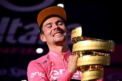 Primoz Roglic (Jumbo-Visma) asal Slovenia pertama, berhasil memenangkan Giro d'Italia 2023. (Foto: Istimewa)