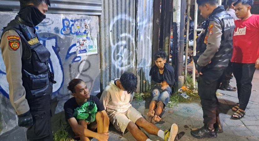 Penangkapan pemuda tawuran di Jalan Banyu Urip (Foto: Polrestabes Surabaya)
