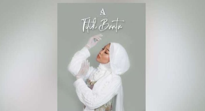 Ayuenstar, penyanyi jebolan dari Indonesian Idol TOP 4 Season 9 tahun 2018 ini, kembali dengan single terbarunya yang berjudul “Titik Buntu”.