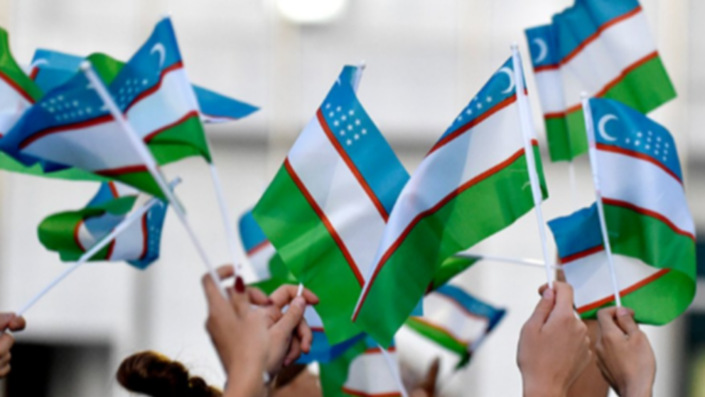 Ilustrasi bendera Uzbekistan. Negara ini akan mengadakan pemilu 24 Oktober 2023 nanti. (Ilustrasi: Istimewa)