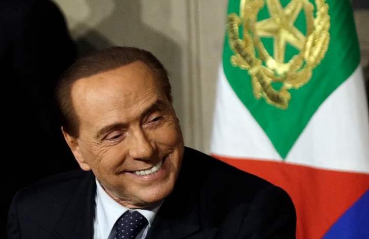 Eks Perdana Menteri Italia Silvio Berlusconi, meninggal di usia 86 tahun, Senin 12 Juni 2023. Berlusconi juga dikenal sebagai PM Italia terlama. (Foto: Gregorio Borgia/AP via NPR)