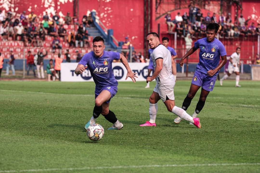 Laga Kedua Uji Coba Persik Kediri  Kalah Lawan Madura United 0-1 di Stadion Brawijaya Kediri (Foto: istimewa)