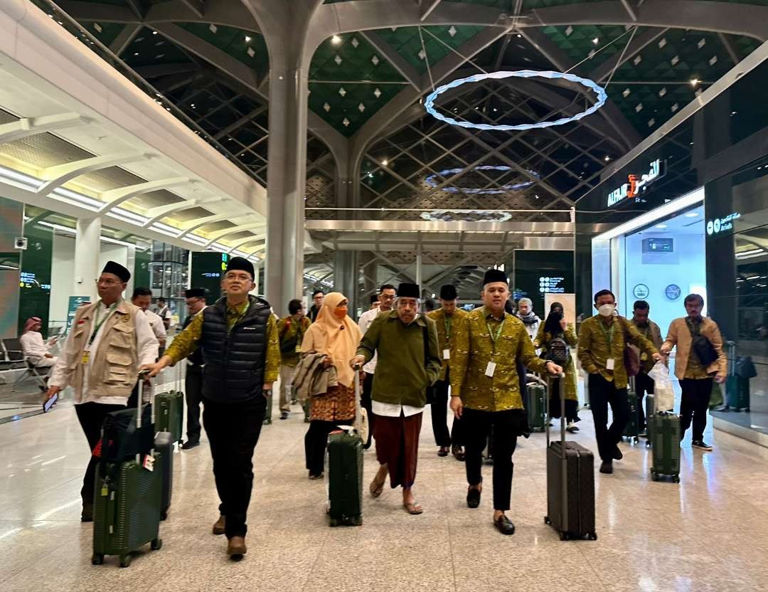 Tim Pengawasan Haji DPR tiba di Arab Saudi melalui Bandara King Abdul Aziz, Jeddah. (Foto: Istimewa)