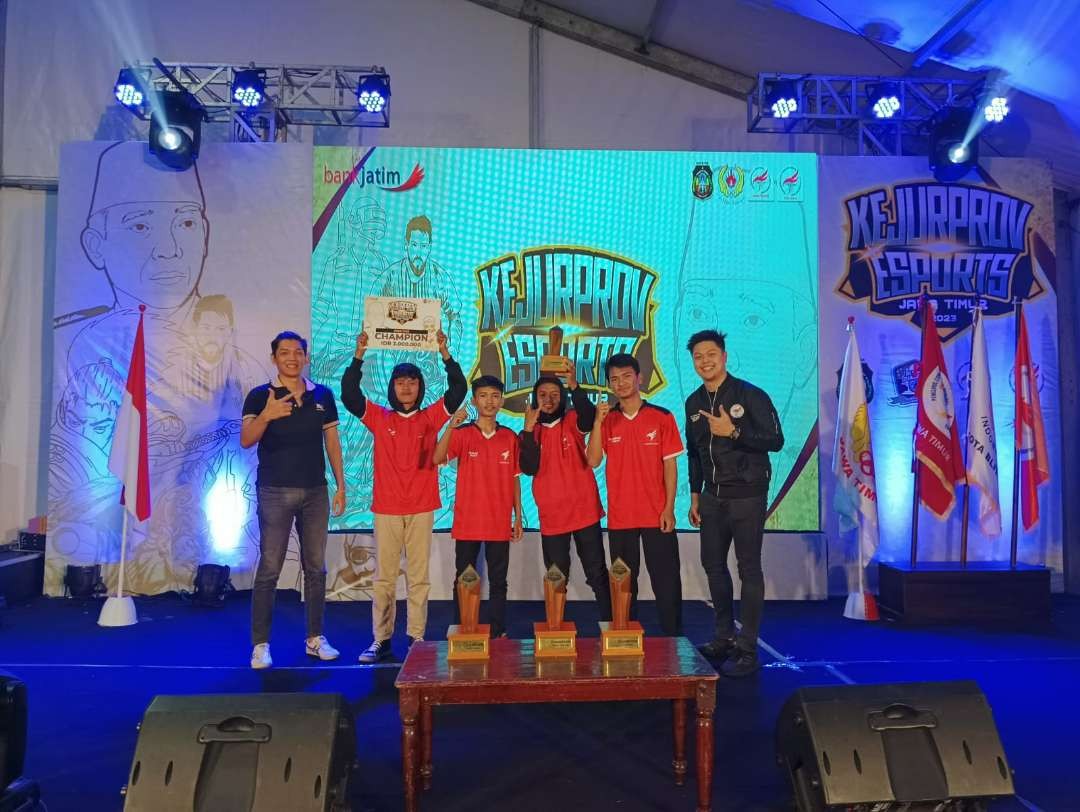 Kabupaten Jember tampil sebagai juara game Free Fire di Kejurprov ESI Jawa Timur. (Foto: ESI Jatim)