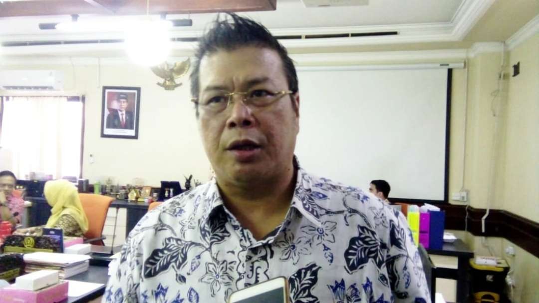 Anggota Komisi B DPRD Surabaya John Thamrun. (Foto: Alief Sambogo/Ngopibareng.id)