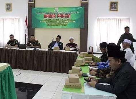 Bakorpakem saat rapat koordinasi di Kantor Kejari Kabupaten Probolinggo. (Foto: Ikhsan Mahmudi/Ngopibareng.id)