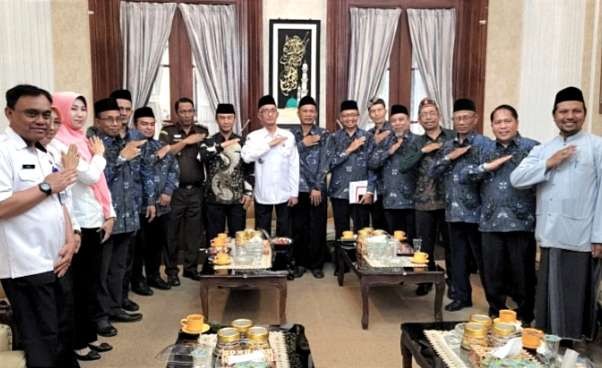 FKUB bersama Bupati Bondowoso Salwa Arifin di Pendapa Raden Bagus Assra Bondowoso.(foto: guido/ngopibareng.id)