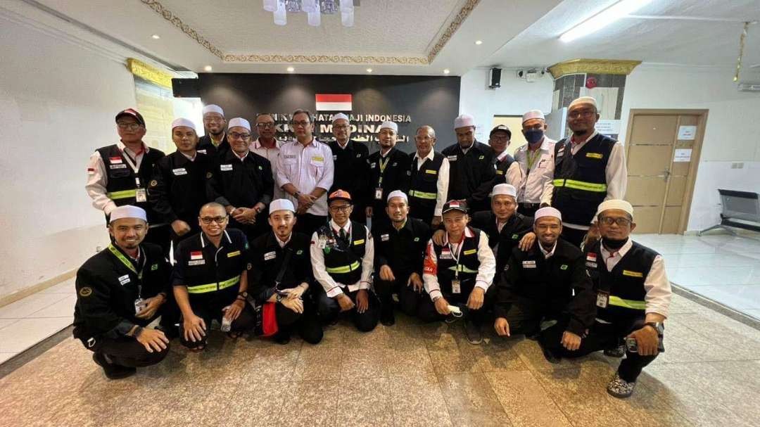 Klinik Kesehatan Haji Indonesia (KKHI) Madinah menerima kunjungan persahabatan dari Pusat Perubatan Malaysia di Madinah, Senin, 10 Juli 2023. (Foto: Witanto/Ngopibareng.id)