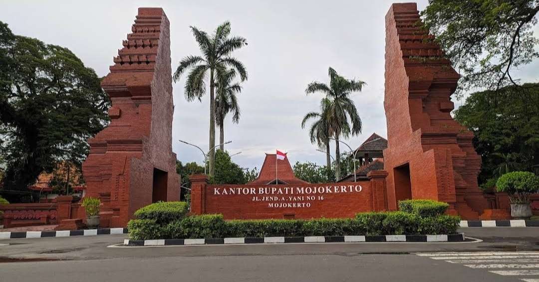 Kantor Pemerintah Kabupaten Mojokerto. (Foto: Deni Lukmantara/Ngopibareng)