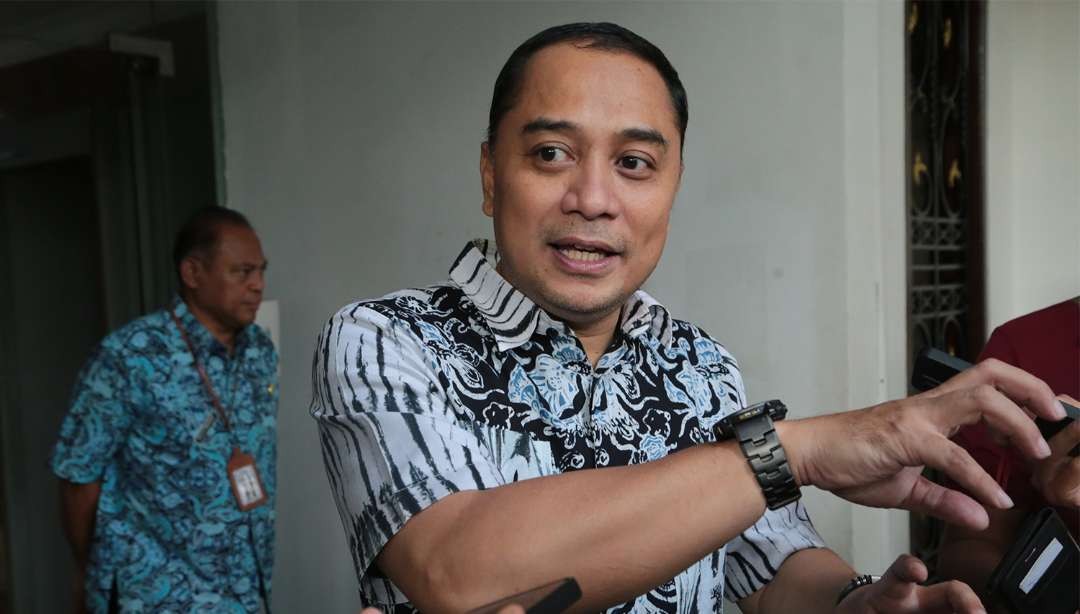 Walikota Surabaya, Eri Cahyadi ditemui usai pengarahan. (Foto: Pita Sari/Ngopibareng.id)