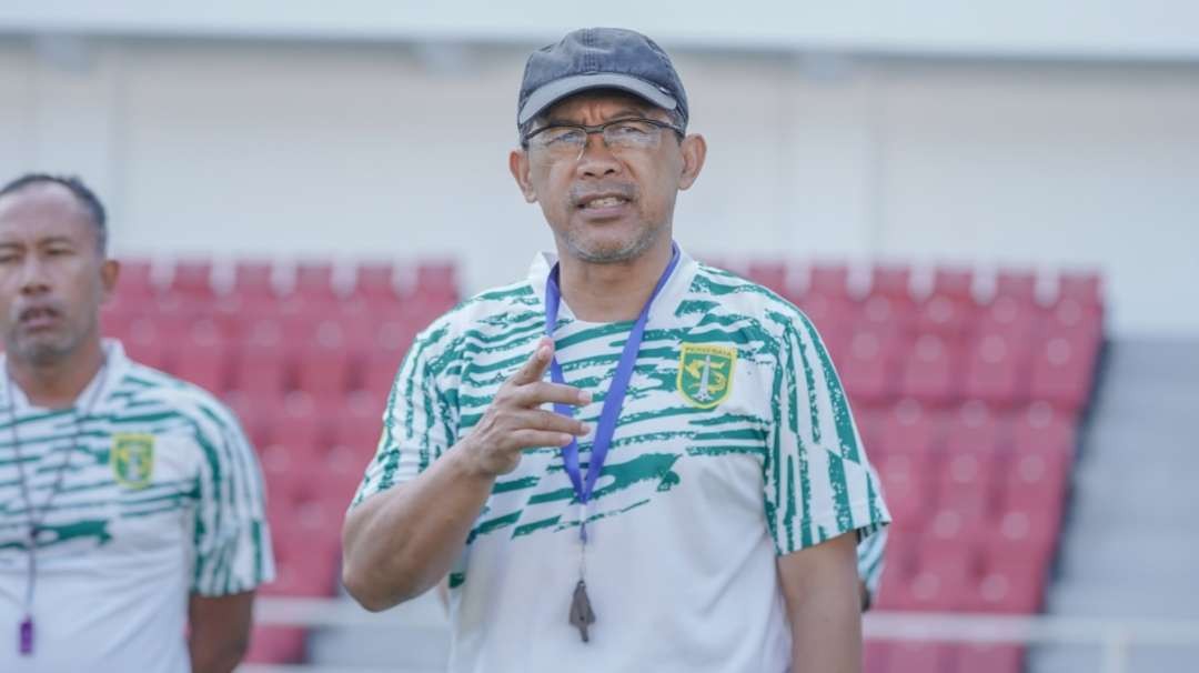 Pelatih Persebaya, Aji Santoso. (Foto: Fariz Yarbo/Ngopibareng.id)