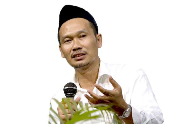 KH Ahmad Bahauddin Nursalim alias Gus Baha'. (Foto: dok/ngopibareng.id)