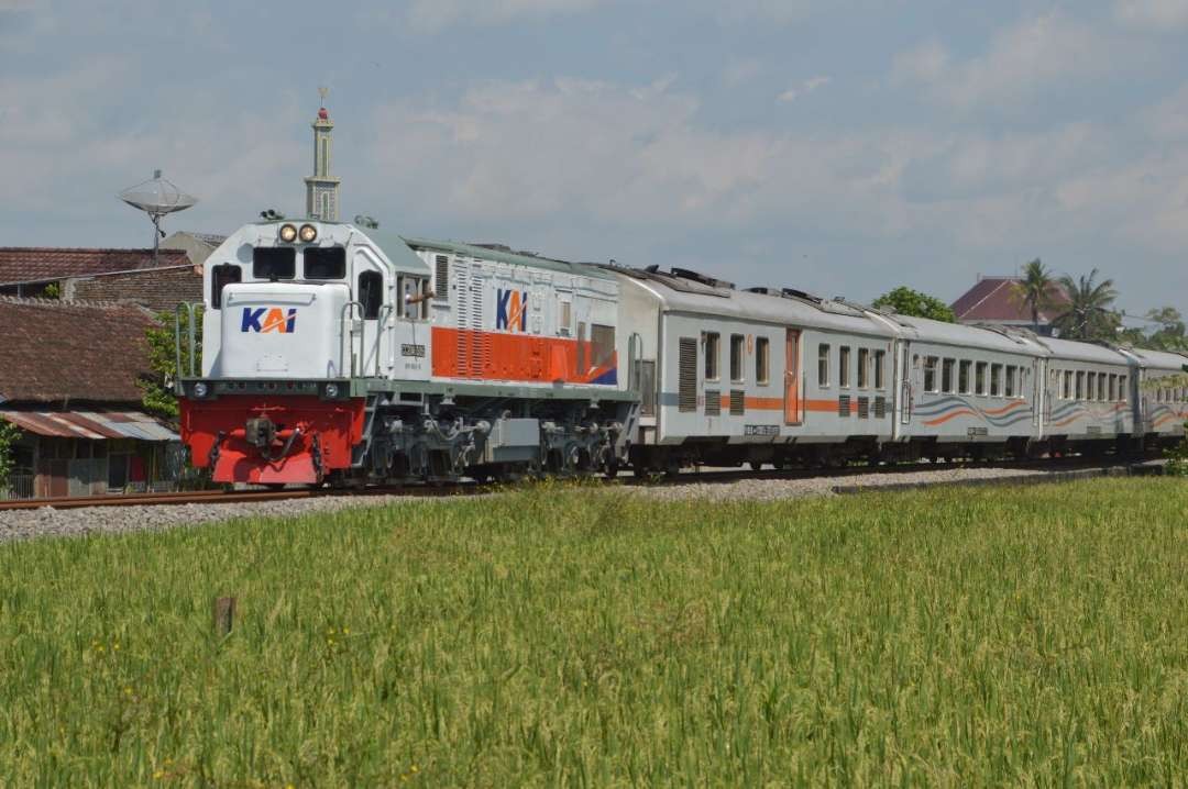 Kereta Api Blambangan Ekspres mulai bulan depan akan berhenti di Stasiun Klakah, Lumajang (foto: istimewa)