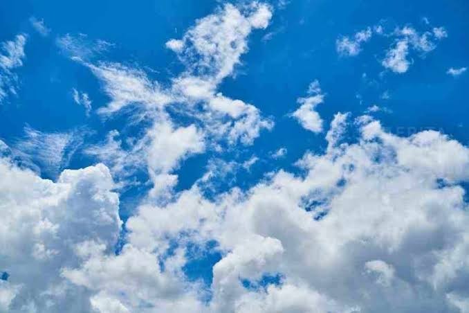 Prakiraan cuaca untuk wilayah Jawa Timur mayoritas cerah berawan. Namun, awan tebal menyelimuti Batu dan Trenggalek, Rabu 26 Juli 2023. (Foto: Istimewa)