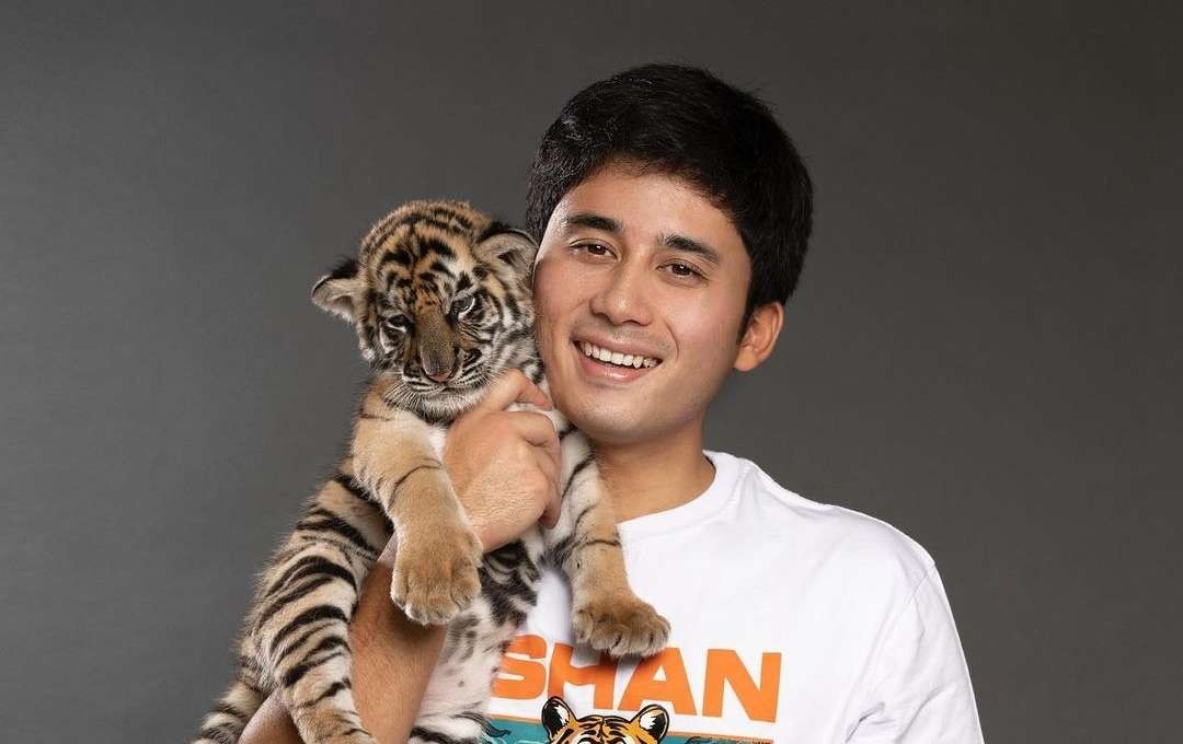 Alshad Ahmad kerap menjadikan harimau peliharaannya menjadi konten YouTube. (Foto: Instagram @alshadahmad)
