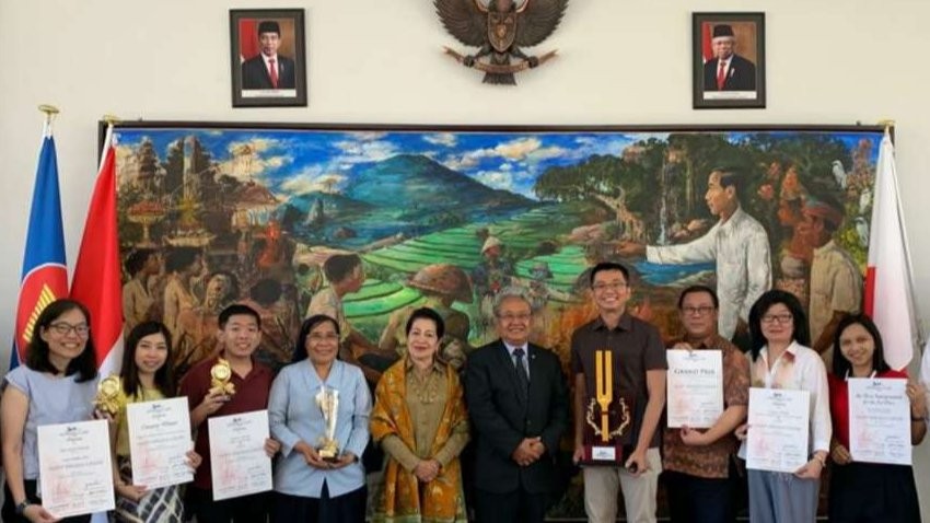Dubes Heri menyambut gembira atas prestasi enam tim paduan suara Indonesia yang meraih juara di 5th Tokyo International Choir Competition (TICC). (Foto: Dok KBRI Tokyo)