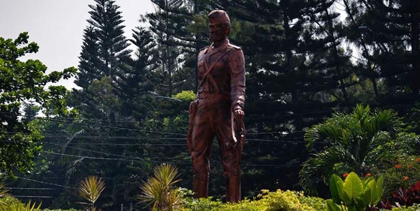 Monumen Pahlawan Kemerdekaan Hamid Rusdi di Jalan Simpang Balapan, Kota Malang (Foto: Indonesia Public Art Archive)