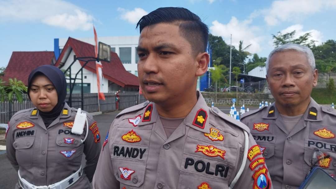 Kasat Lantas Polresta Banyuwangi, Kompol Randy Asdar (foto: Muh Hujaini/Ngopibareng.id)