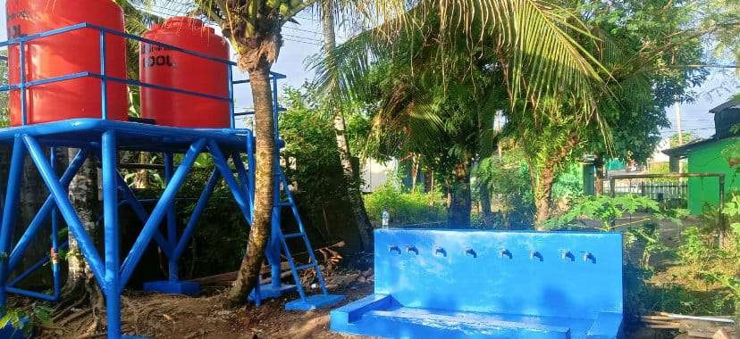 Kementerian PUPR memobilisasi tangki-tangki air untuk memenuhi kebutuhan masyarakat akan air bersih di musim kemarau yang mengakibatkan kekeringan. (Foto: Biro Komunikasi Kementerian PUPR)