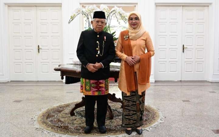 Wapres KH Ma'ruf Amin mengenakan pakaian Demang khas Betawi. (Foto: Setwapres)