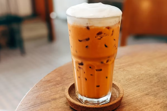Pemerintah Thailand mengimbau warganya membatasi konsumsi Pa Thong Ko dan Thai Tea untuk menjaga kesehatan. Imbauan dikeluarkan Maret. (Foto: Unsplash)