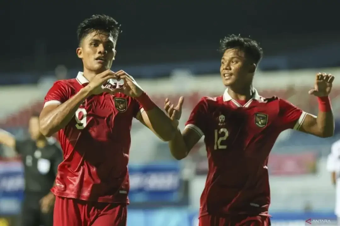 Timnas Indonesia kini menantikan kepastian mereka untuk melaju ke babak semifinal Piala AFF U23 yang bergantung pada hasil laga Grup B dan C. (Foto: Ant)